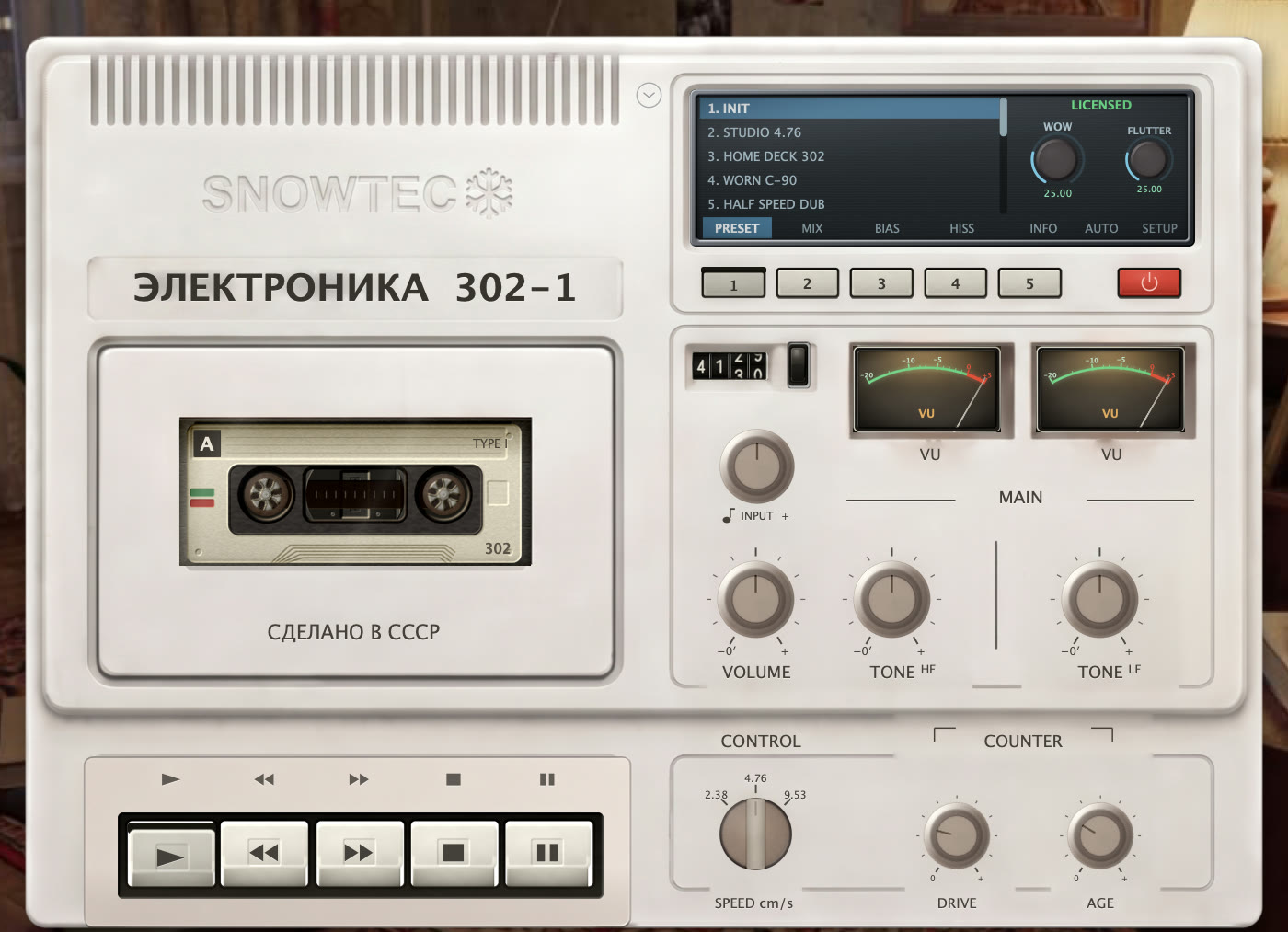 SnowTec E-302 — светлая панель
